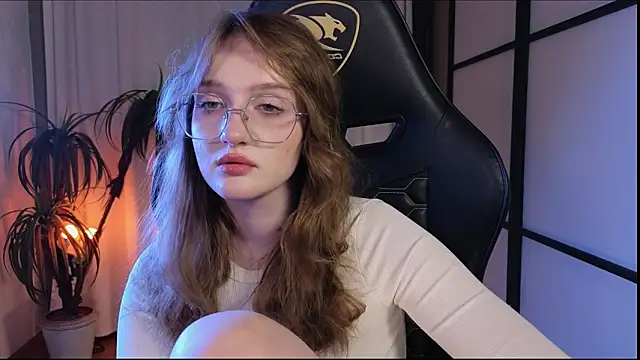 ELLIEJAY online show from January 19, 2025, 3:29 am