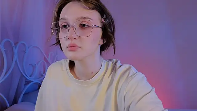 ELLIEJAY online show from March 22, 2025, 8:26 pm