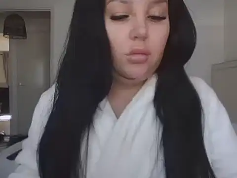 magical mia online show from March 5, 2025, 12:11 pm