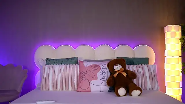 Snapshot of HaileyMadow chatting on January 16, 2026, 7:01 am HaileyMadow online show from January 16, 2026, 7:01 am