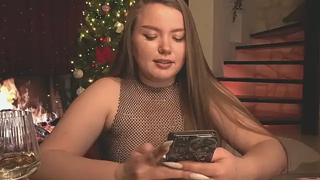 Snapshot of DaisyStacey chatting on December 31, 2024, 11:06 pm DaisyStacey online show from December 31, 2024, 11:06 pm