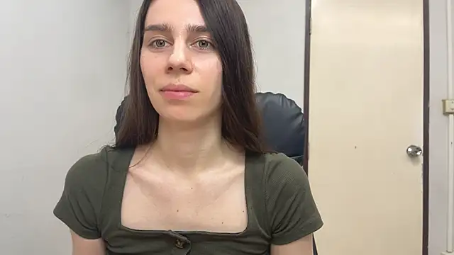 SassyJessi online show from March 3, 2025, 7:10 am