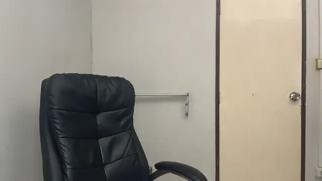 SassyJessi online show from December 15, 2025, 4:17 am