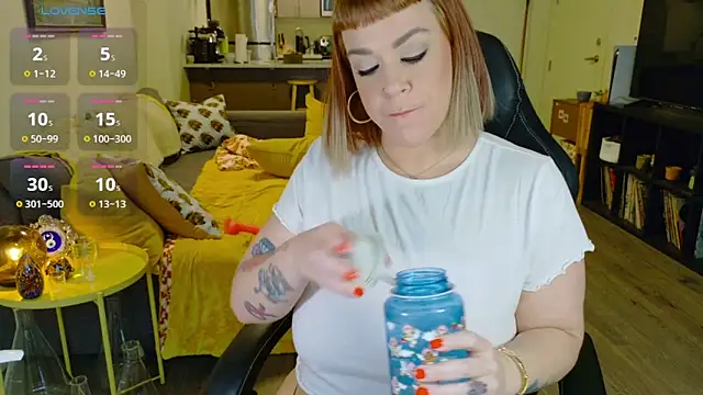 WendyDarling online show from March 18, 2025, 6:48 pm