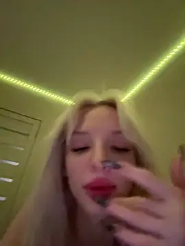 AleksaBlonde online show from January 11, 2025, 12:01 am