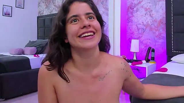 LexaDeRusso online show from February 2, 2025, 3:28 pm