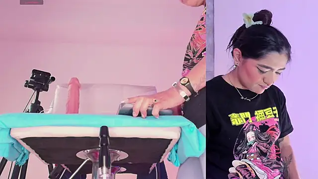 Snapshot of Angelst__ chatting on October 5, 2025, 6:45 am Angelst online show from October 5, 2025, 6:45 am