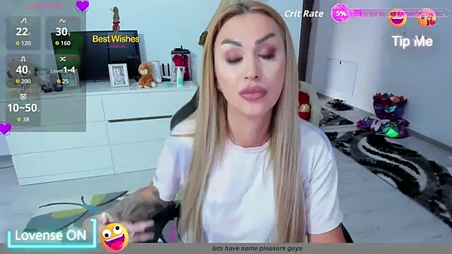 Snapshot of GlossyDiamondX chatting on September 11, 2025, 5:40 am GlossyDiamondX online show from September 11, 2025, 5:40 am