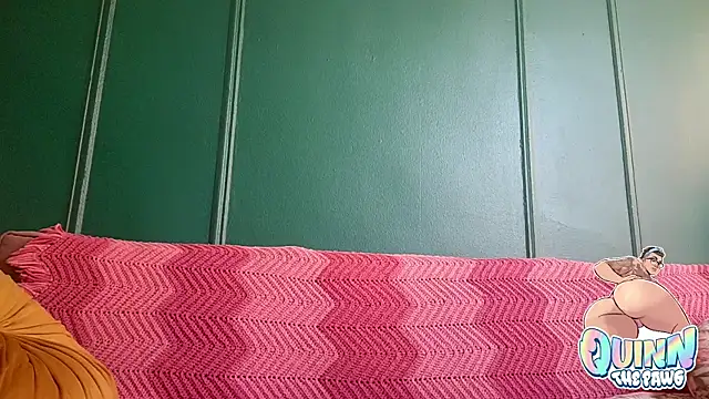 quinnmariexo online show from November 16, 2025, 3:39 pm