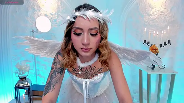 MollySundersX online show from October 23, 2025, 9:35 pm