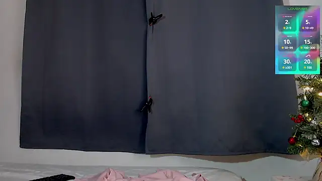 Snapshot of lanaturner_ chatting on December 29, 2024, 2:27 am lanaturner  online show from December 29, 2024, 2:27 am