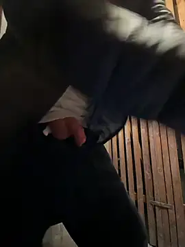 czruz online show from March 11, 2025, 1:56 pm