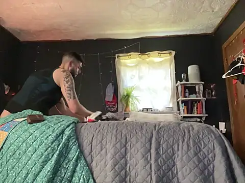 Snapshot of Tall_ItalianGuy chatting on September 26, 2025, 7:29 pm Tall ItalianGuy online show from September 26, 2025, 7:29 pm