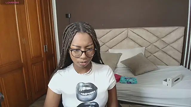 Raquel jones online show from November 8, 2025, 11:32 am