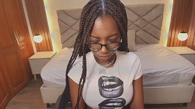 Raquel jones online show from February 25, 2026, 12:26 pm