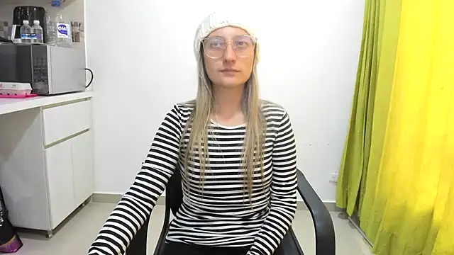 Adele johnsonn1 online show from January 23, 2025, 6:35 pm