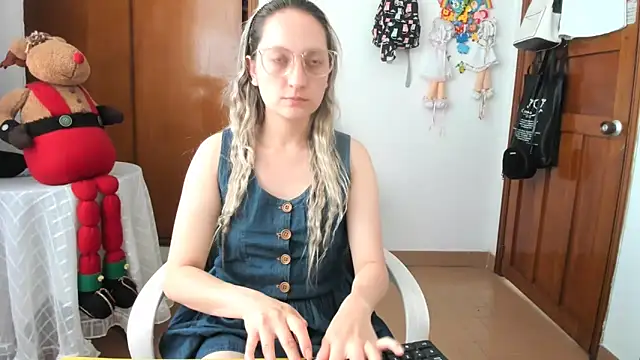 Adele johnsonn1 online show from February 13, 2026, 2:24 pm