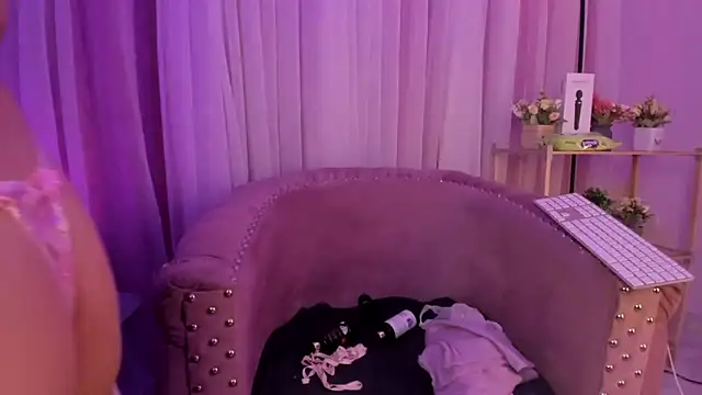 MelodySweett online show from November 27, 2025, 3:08 am