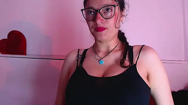 Snapshot of lunazulsj chatting on March 5, 2025, 12:33 pm lunazulsj online show from March 5, 2025, 12:33 pm