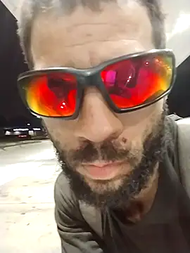 Snapshot of SolitaryMisfit8 chatting on September 19, 2025, 9:11 am SolitaryMisfit8 online show from September 19, 2025, 9:11 am