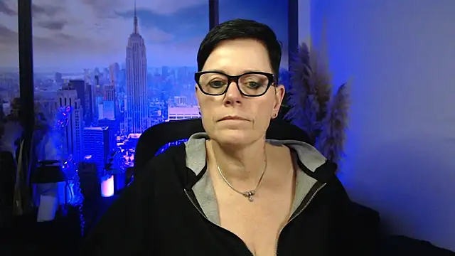 ninarandmann online show from December 19, 2025, 6:04 pm