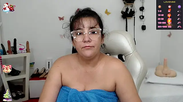 mom hot   online show from January 14, 2026, 8:58 pm