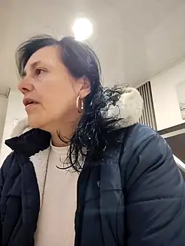 Natasha milf   online show from October 6, 2025, 12:46 pm