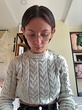 Bonniepark online show from November 11, 2025, 12:05 pm