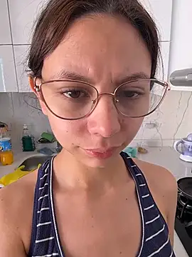 Bonniepark online show from November 12, 2025, 1:11 pm