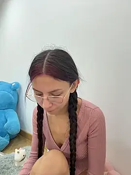 Bonniepark online show from December 14, 2025, 10:14 pm