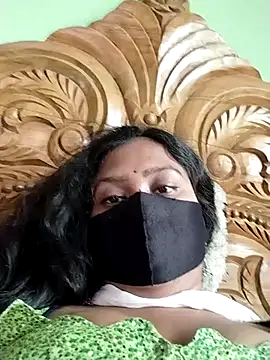 Idhika Paul online show from March 17, 2025, 5:23 am