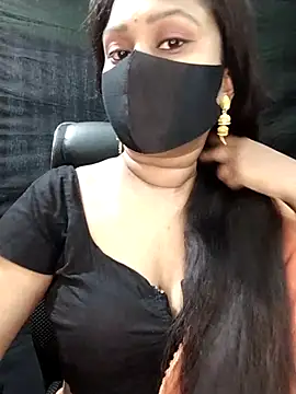 Idhika Paul online show from September 23, 2025, 5:16 pm