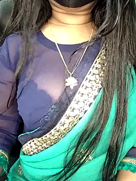 Idhika Paul online show from April 9, 2026, 12:21 am