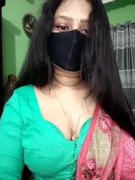 Snapshot of Idhika_Paul chatting on April 28, 2026, 12:53 am Idhika Paul online show from April 28, 2026, 12:53 am