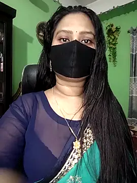 Snapshot of Idhika_Paul chatting on April 29, 2026, 12:48 am Idhika Paul online show from April 29, 2026, 12:48 am