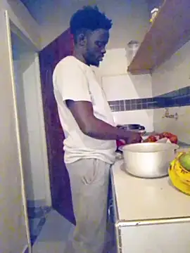 MaskedGQ online show from October 13, 2025, 1:44 pm