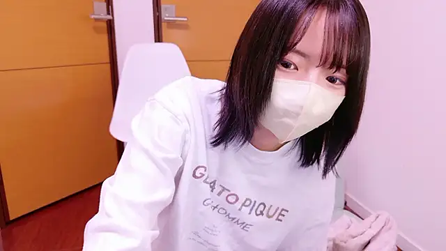 ranran ch online show from November 30, 2025, 8:18 am