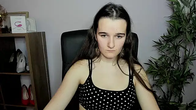 KateDelight online show from December 8, 2024, 8:58 pm