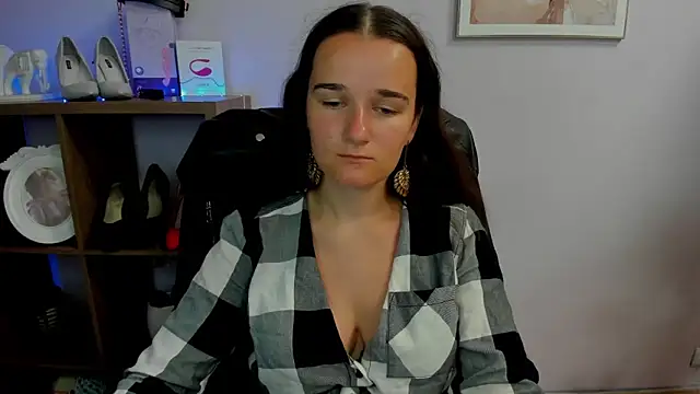 KateDelight online show from September 14, 2025, 6:34 am