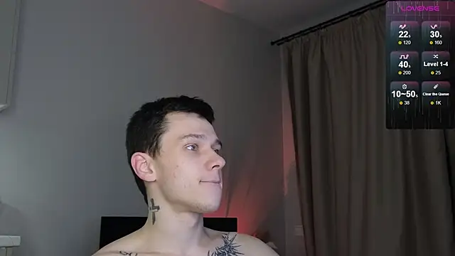 R1mmo   online show from November 15, 2025, 4:47 pm