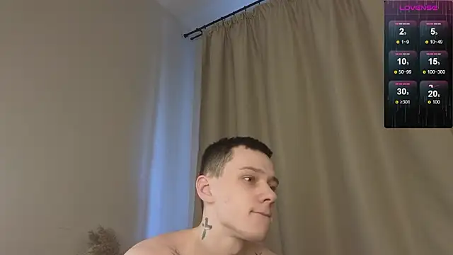 R1mmo   online show from February 15, 2026, 7:51 am