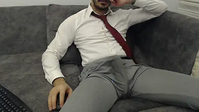 Naughtb0y online show from February 11, 2026, 11:54 pm