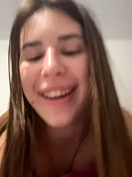 Snapshot of Milkissss chatting on October 23, 2025, 7:34 pm Milkissss online show from October 23, 2025, 7:34 pm