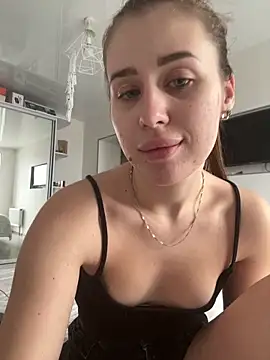 Milkissss online show from March 7, 2026, 11:29 am