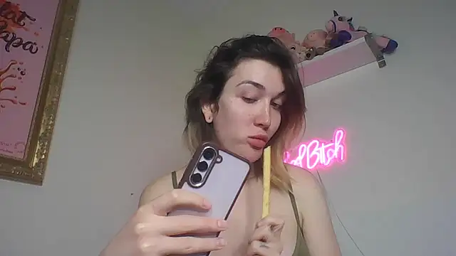 Snapshot of Icy__Diamond chatting on September 24, 2025, 8:01 pm Icy Diamond online show from September 24, 2025, 8:01 pm