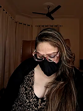 SEXY-Sardarni online show from January 30, 2025, 3:08 pm