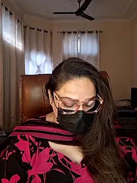 SEXY-Sardarni online show from December 22, 2025, 8:33 am