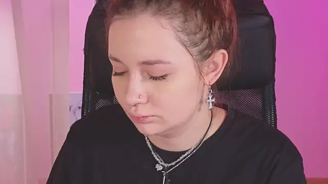 carolina elf online show from December 28, 2024, 5:55 am