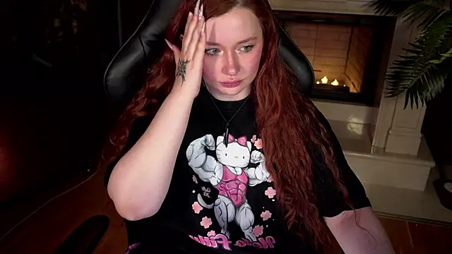 carolina elf online show from February 8, 2025, 2:49 pm