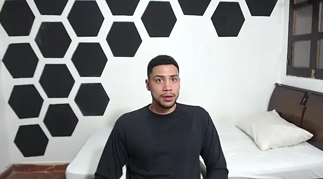 Jhors  Collens online show from January 22, 2025, 8:40 am